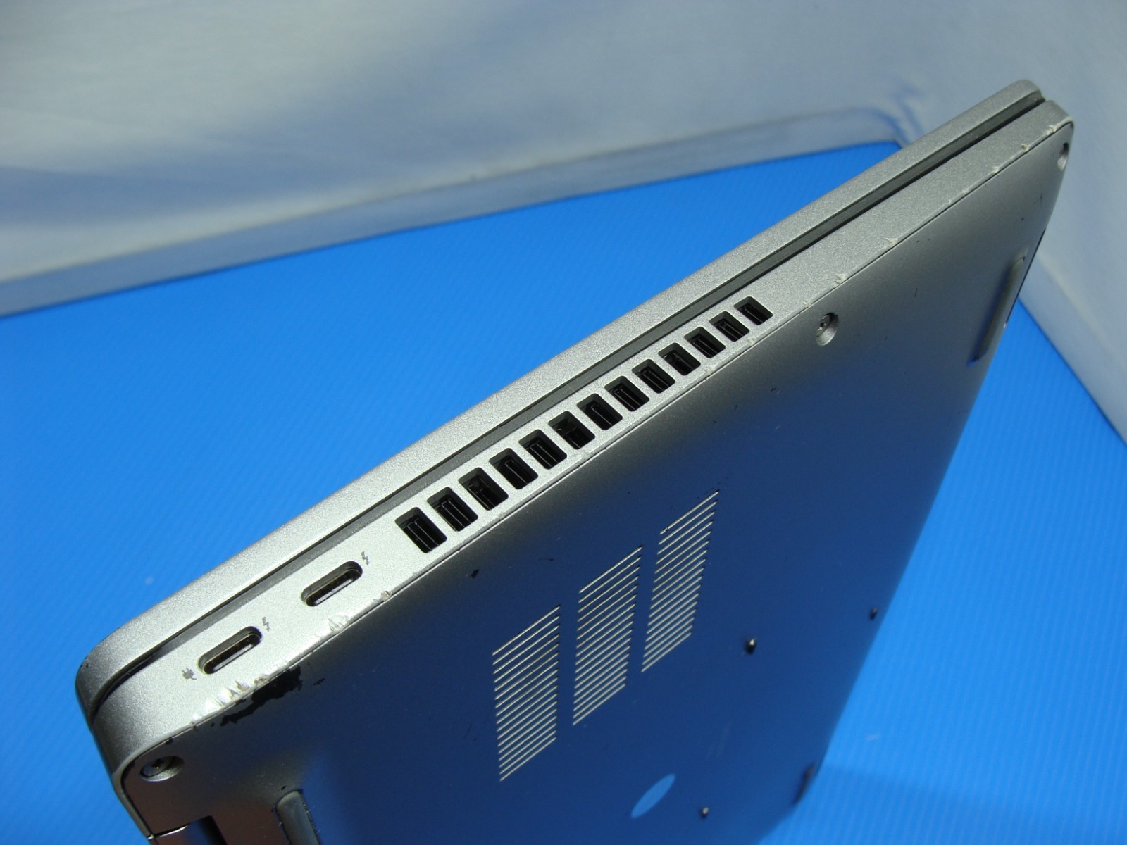 Dell Latitude 5430 14″ FHD i5-1235U 1.3GHz 4G LTE 16GB 256GB SSD W11P +PA
