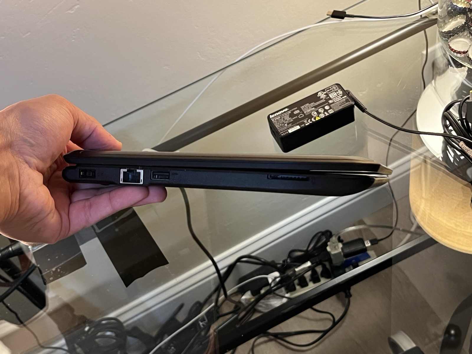Lenovo Thinkpad Yoga 11e 4th gen core i3 7th gen Windows 11 16gb RAM