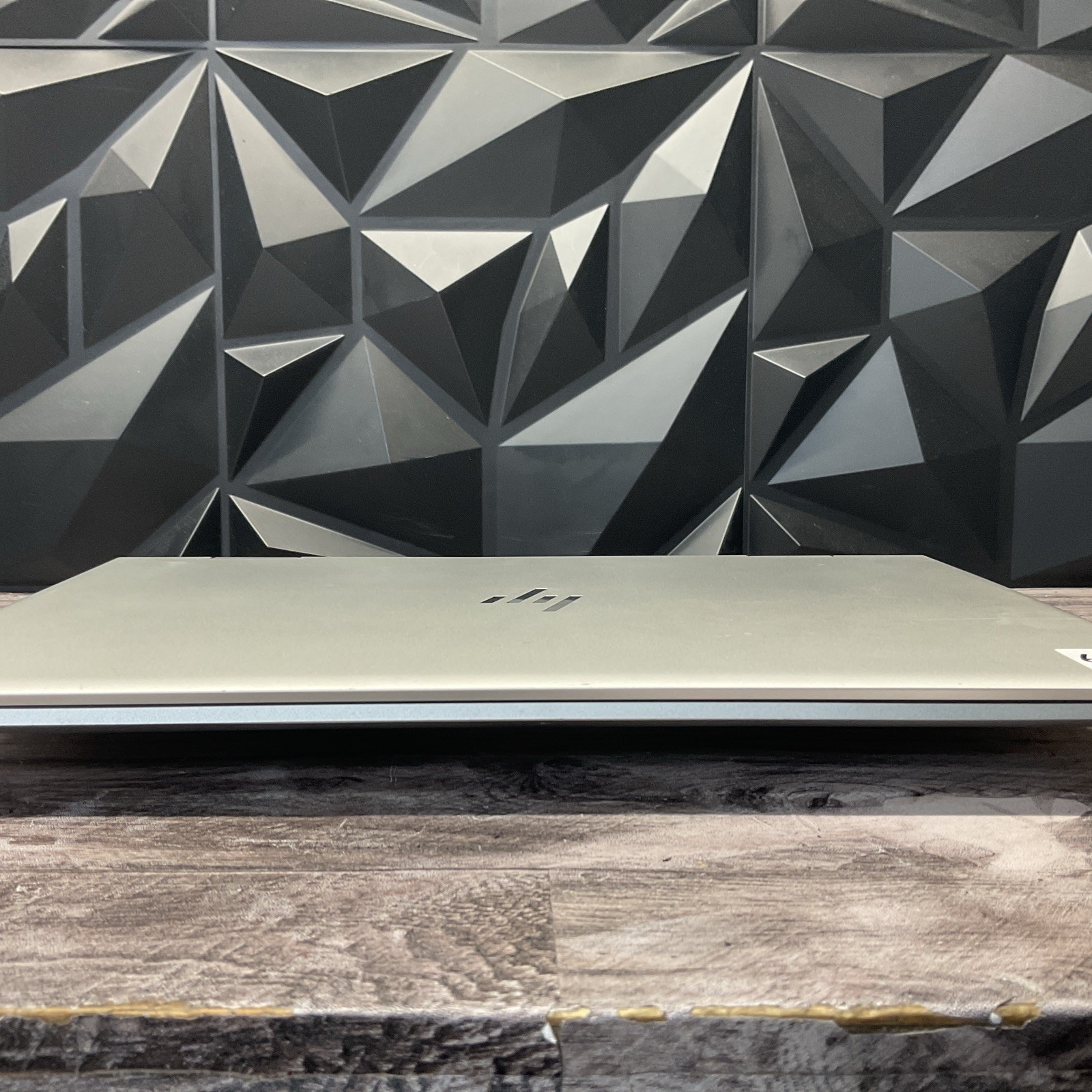 HP Envy 15m Convertible / 16GB Ram / 256GB / Windows 11 / BIG Touchscreen / 61F