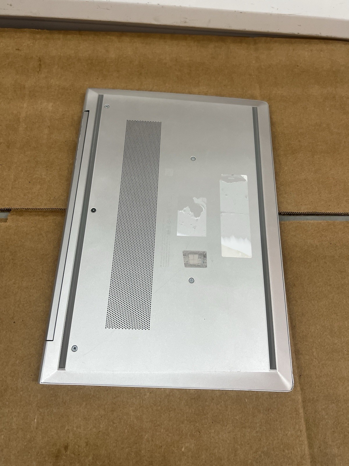 HP ProBook 430 G8 Intel Core i3-1115G4 @ 3.00Ghz 8GB RAM 256SSD NO OS