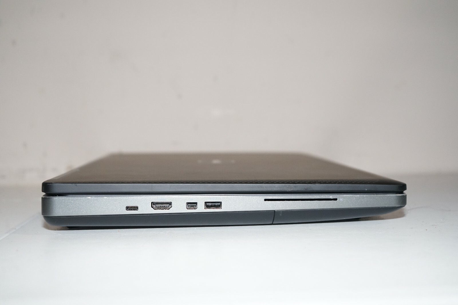 ^ Dell Precision 7710 Intel Core i7-6820HQ @2.70GHz 8GB Ram No HD “READ” #C1180