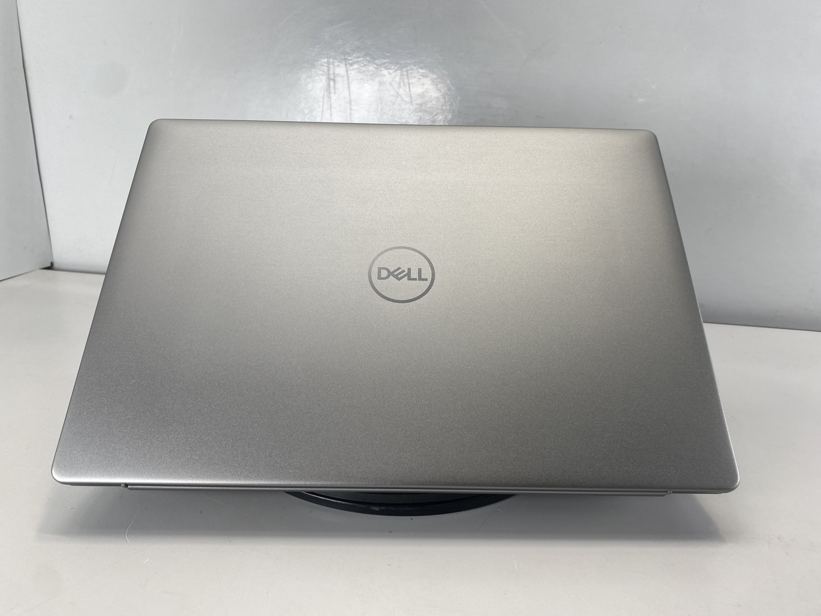 Dell Laptop Latitude Silver 7455 14″ Qualcomm Snapdragon X Elite X1E80100 512GB
