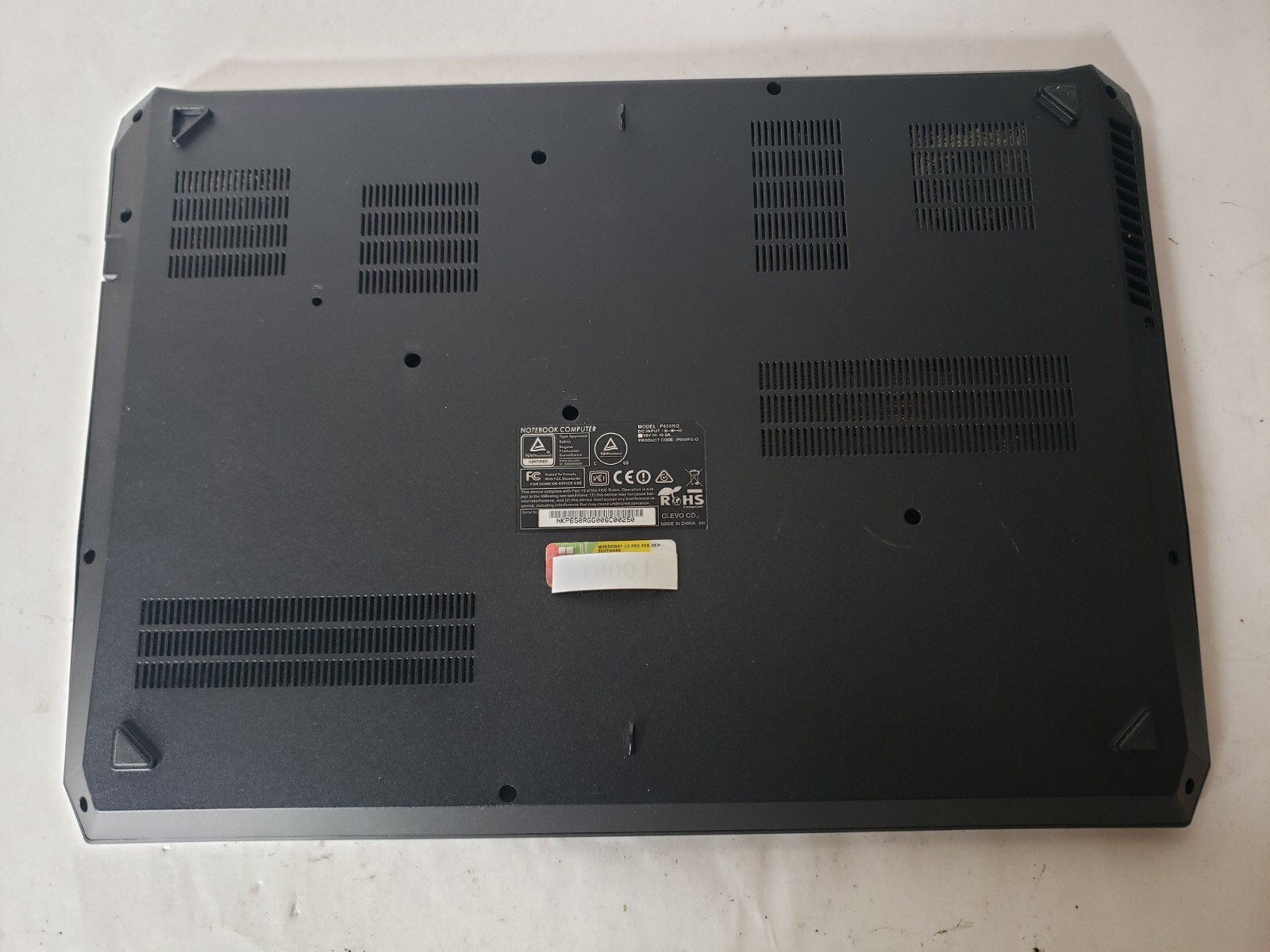 Eluktronics Clevo Gaming Laptop P650RG-G i7-6820HK GTX 980M 64GB RAM 2TB NVME