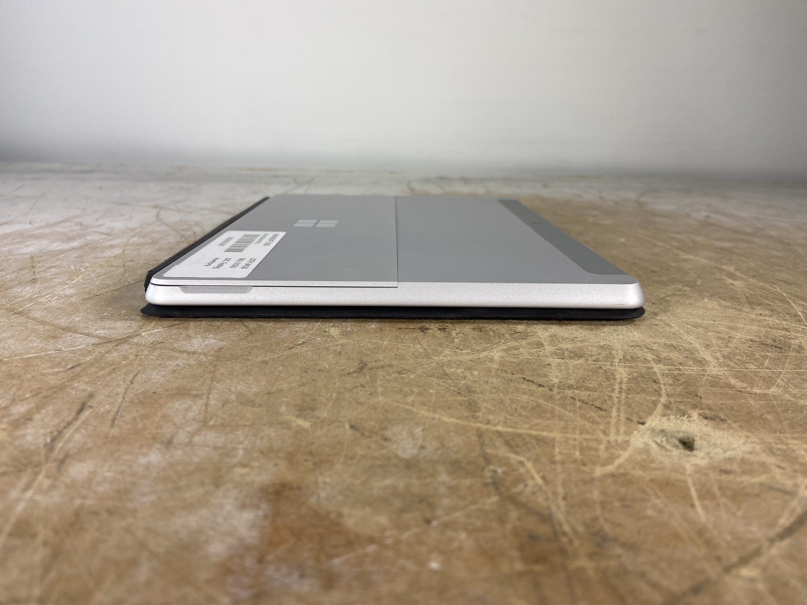 MICROSOFT SURFACE GO 2 1926 M3-8100Y @ 1.1GHz, 4GB RAM, 64GB SSD
