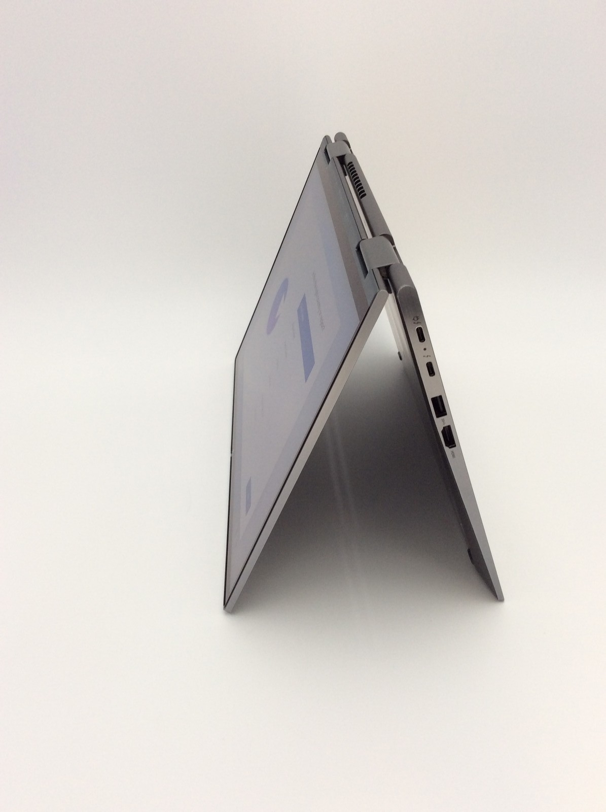 Lenovo Thinkpad X1 Yoga G6_iCi5_2.4 GHz 1135G7_14″TS 8GB RAM 256GB SSD Win11P