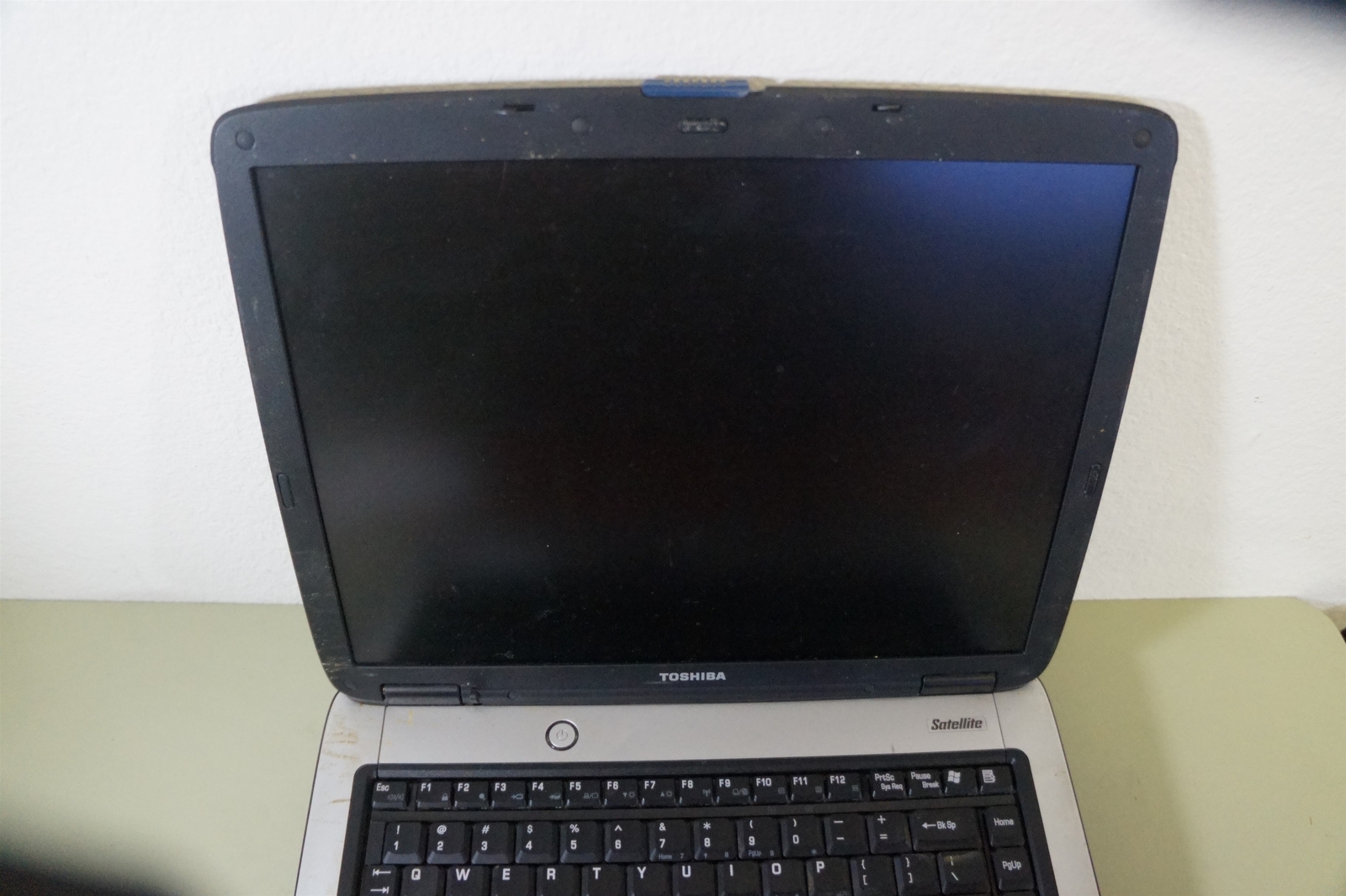 Toshiba Satellite A65-S1068, Intel Pentium 4, ATI Mobility Radeon 7000 – 4 parts