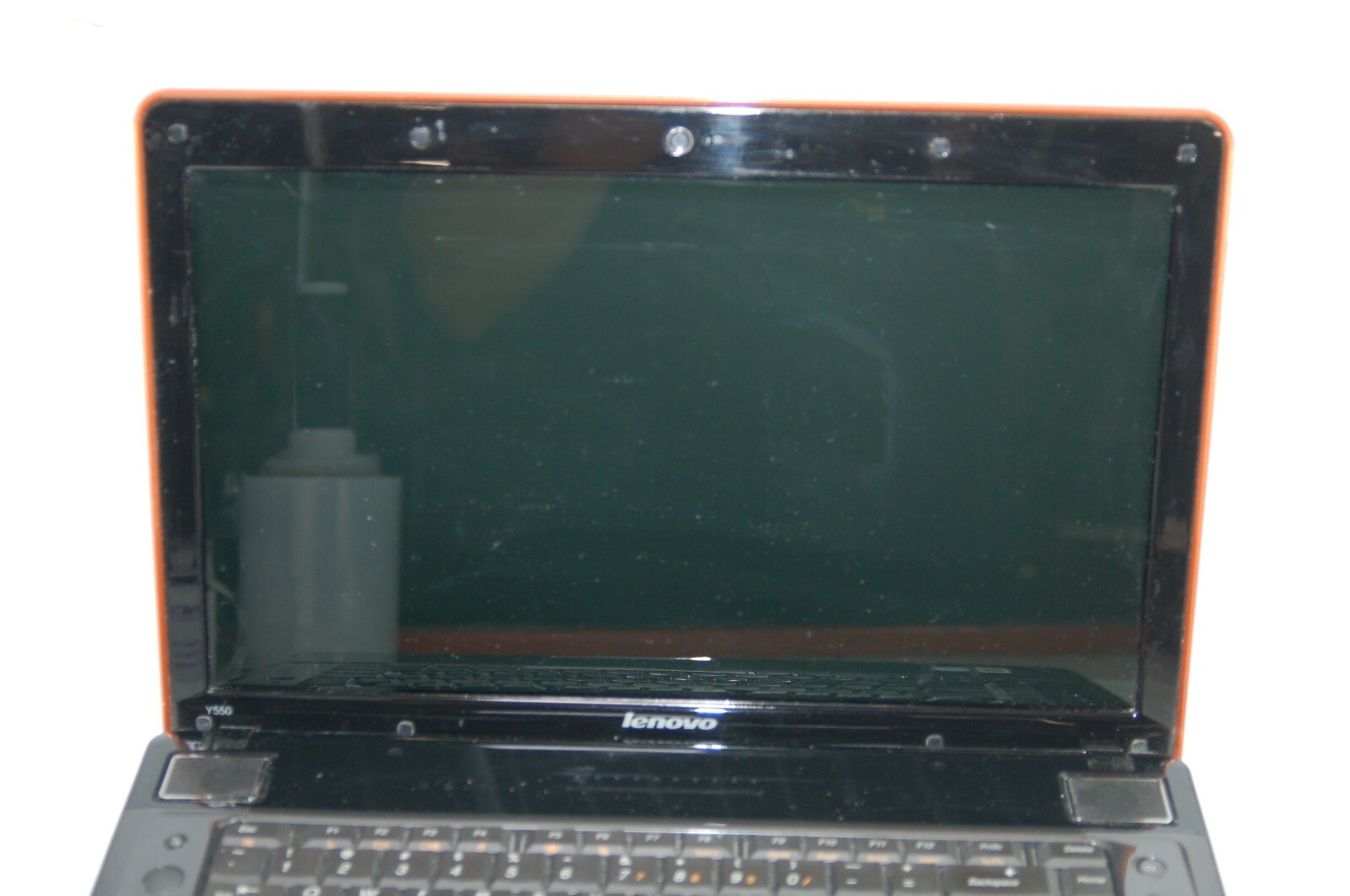 Lenovo Y550 CPU Pentium Dual Core 2GHz 4GB RAM Bad Battery NO HDD