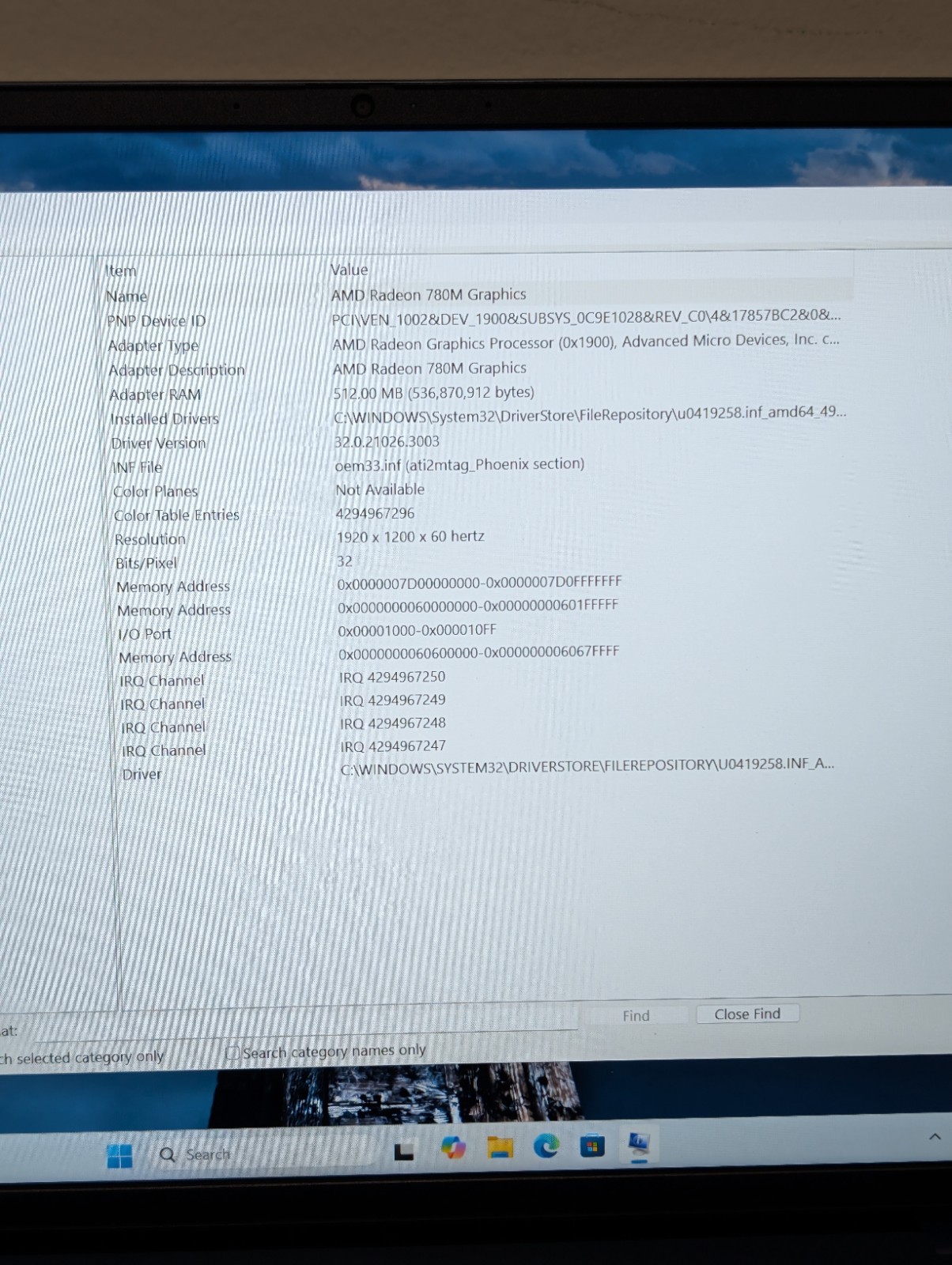 Dell Inspiron 16 5645 Ryzen 7 8840U 16GB DDR5 1TB SSD Very Good