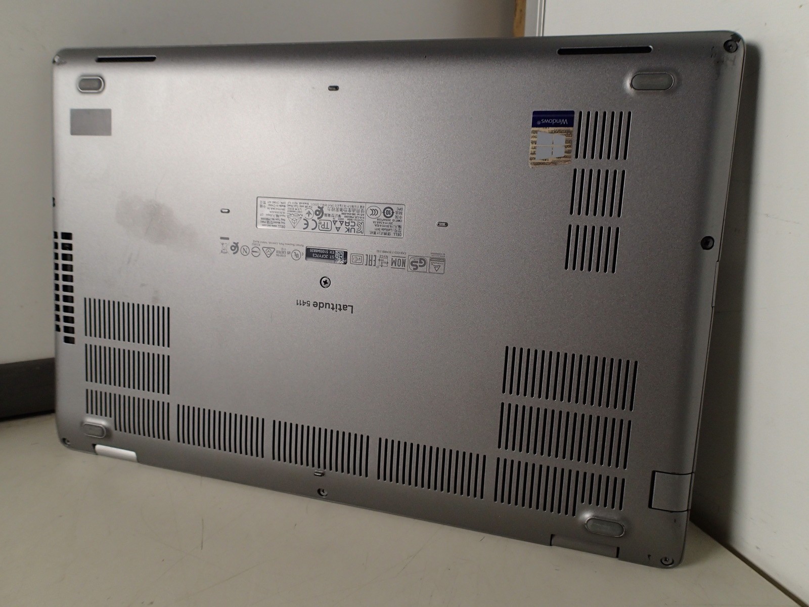 Dell Latitude 5411 Intel Core i5 10300H 2.50GHz 16GB RAM 256GB M.2 Windows 11Pro