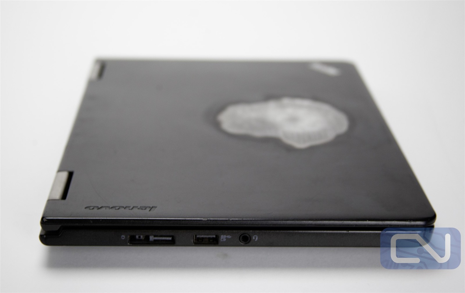 Thinkpad S1 Yoga 12 i3-5005U 12.5″ Touchscreen 4GB 128GB SSD Win 10 Pro Laptop