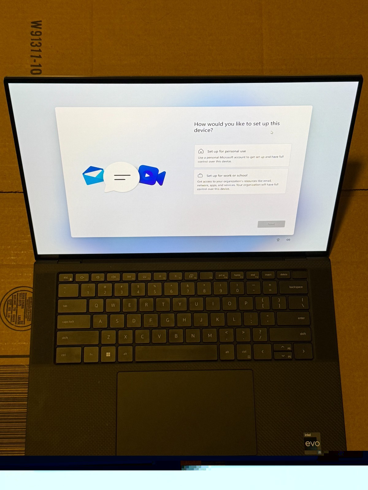 Dell Xps 9530 i9-13900h 64gb DDR5 Ram 4070 RTX GPU 1tb SSD 15.6″ OLED 3.5K Win11