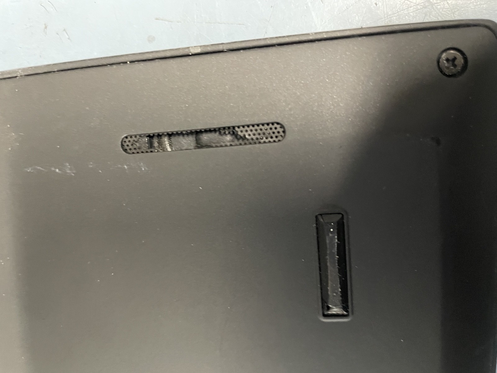 Lenovo X1 Yoga Gen 2 14″ Intel i7-7600U 2.80GHz 8GB NO SSD *SOLD-AS-IS* R90PJ4L6