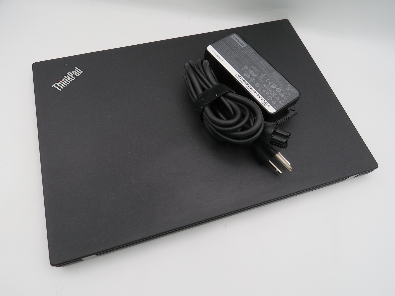 Lenovo ThinkPad T14 G1 i7-10510U 16GB DDR4 512GB m2 14″ Touch Win11 Pro
