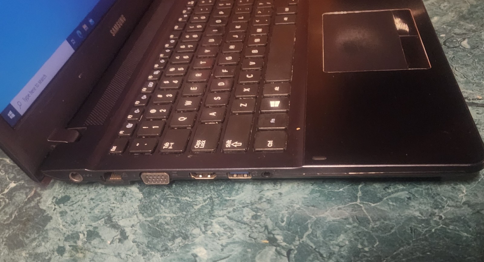 Samsung 470R Laptop Core i5 8GB 650GB Windows 10 • Reconditioned w/Power Supply