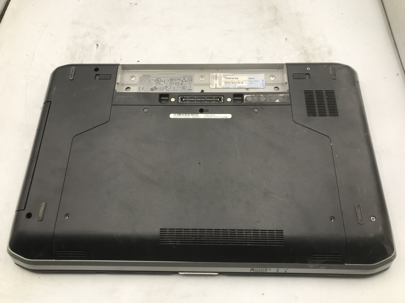 DELL LATITUDE E5520 – BOOTS TO BIOS – INTEL I3 2330M – 4GB RAM – READ DESC – BB!