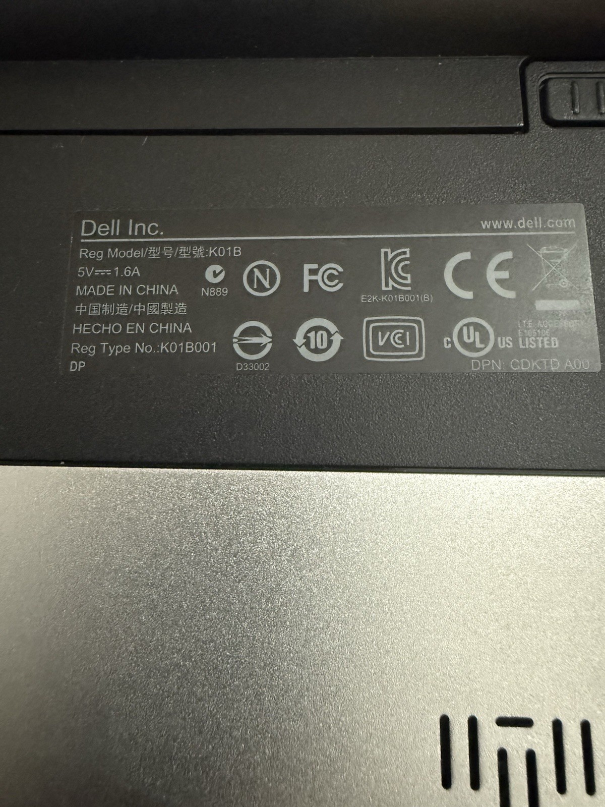 🛠️ Dell Latitude 3330 Laptop – Intel Core i3 – NOT Powering On – Broken Corner