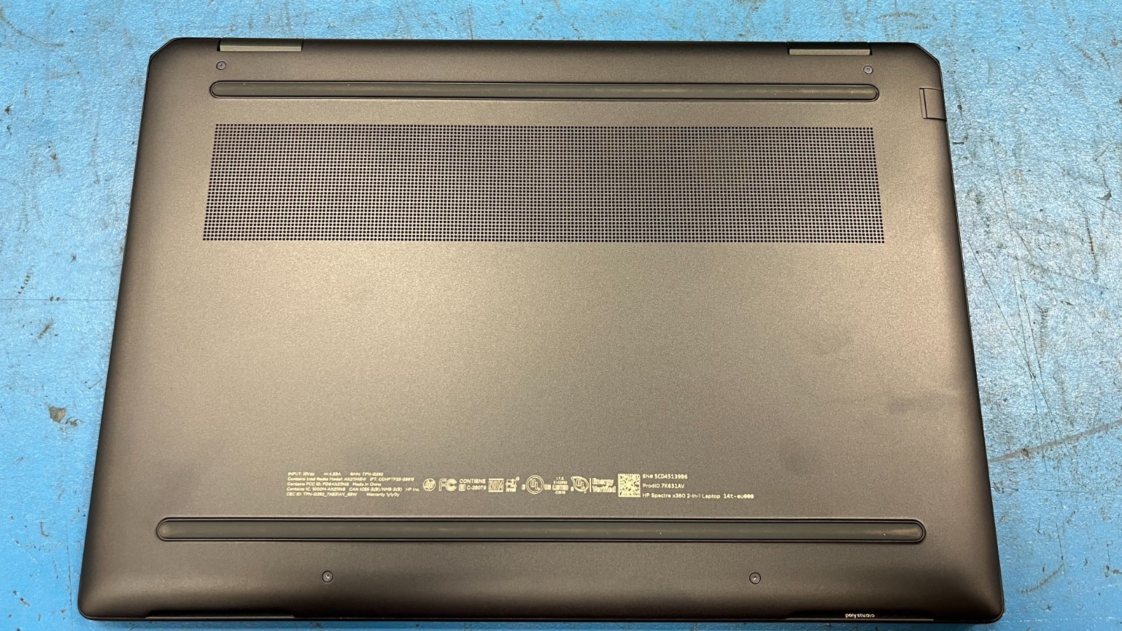 HP Spectre x360 14.0″ 7K635AV 5CD45139B6 (Grade C)