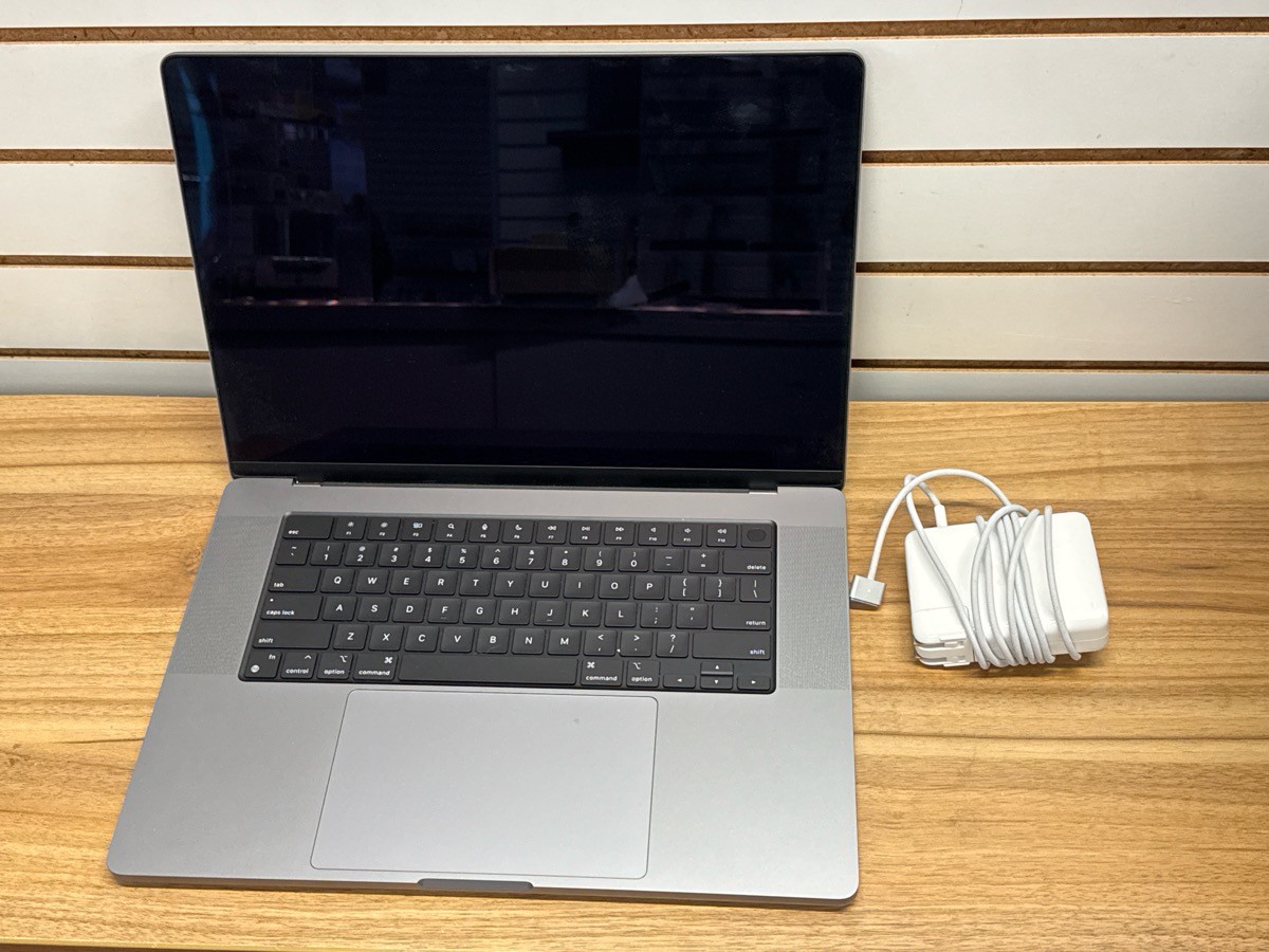 2021 Apple M1 Pro MacBook Pro 16″ 3.20GHz/16GB/512GB SSD – A2485 (TDW039204)