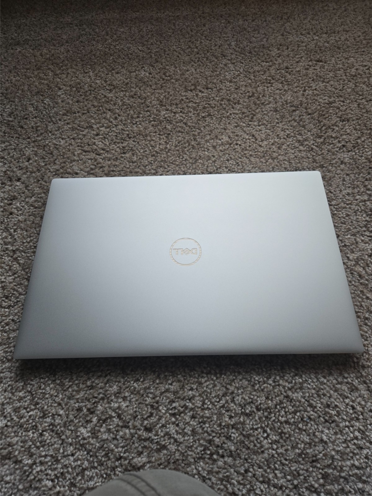 Dell XPS 15 9510 i7-11800H 32GB RAM 512GB SSD UHD+ Touch RTX 3050