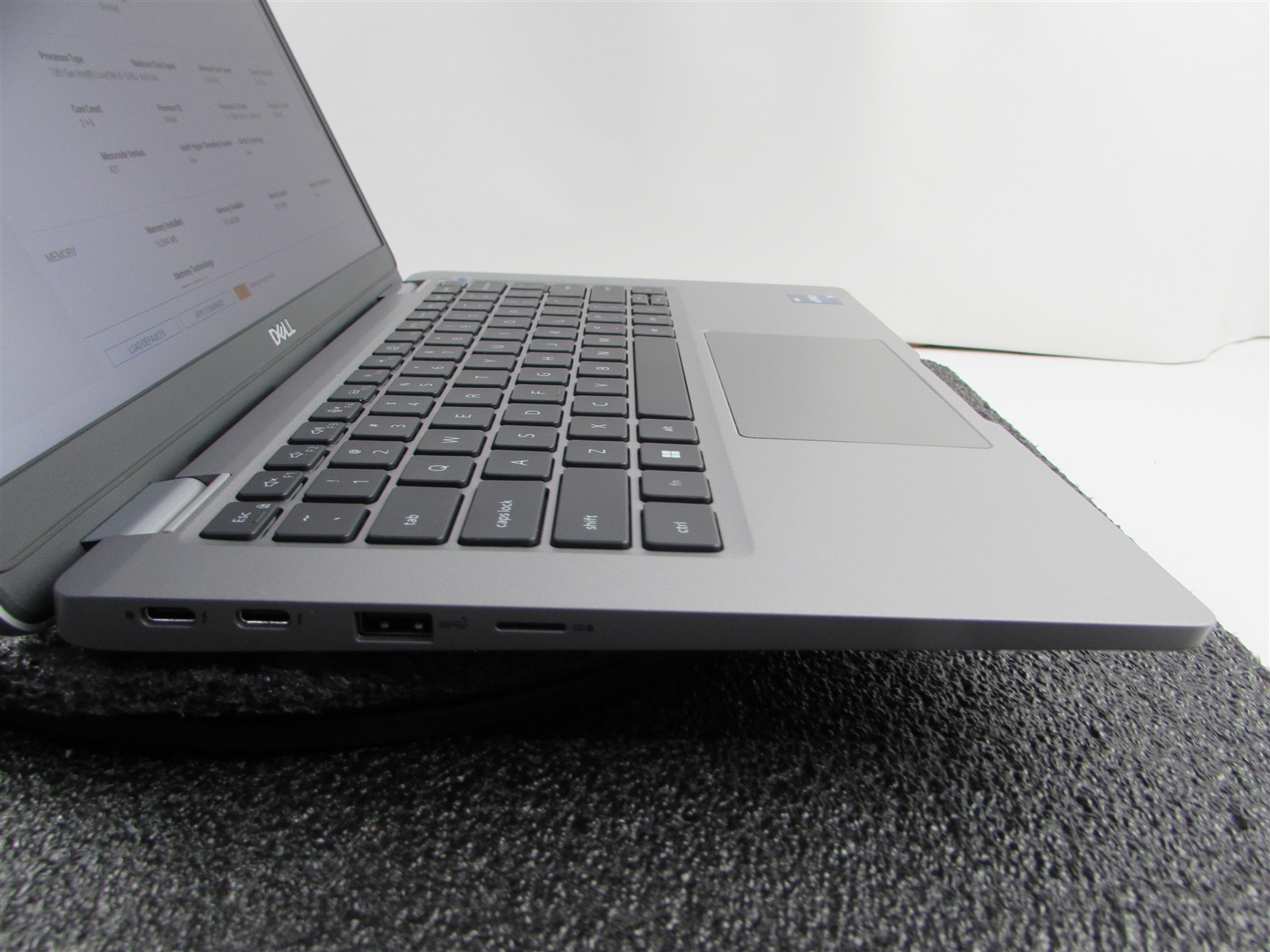 DELL LATITUDE 5330 FHD TOUCHSCREEN I5-1245U 10 CORE 512GB SSD 16GB RAM NO O.S