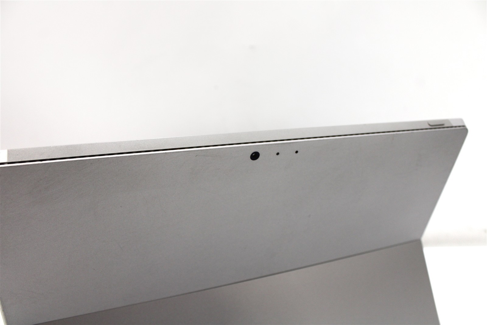 Microsoft Surface Pro 3 12″ i5-4300U 1.90GHz 4GB RAM 128GB SSD Windows 10 Pro