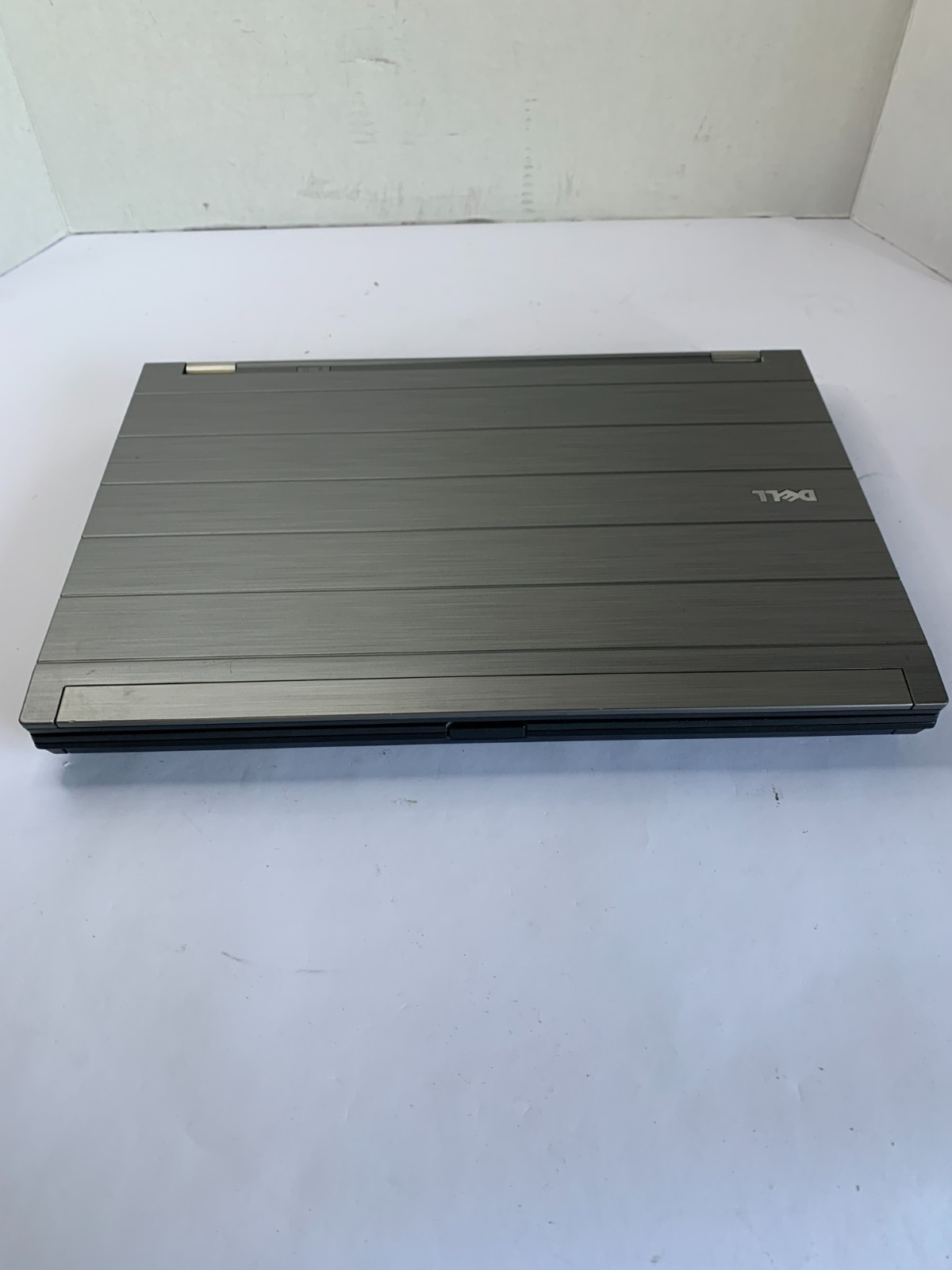 Dell Precision M4500 – i7 640M – 8GB DDR3 – NO HDD/ NO SSD – DEAD BATT