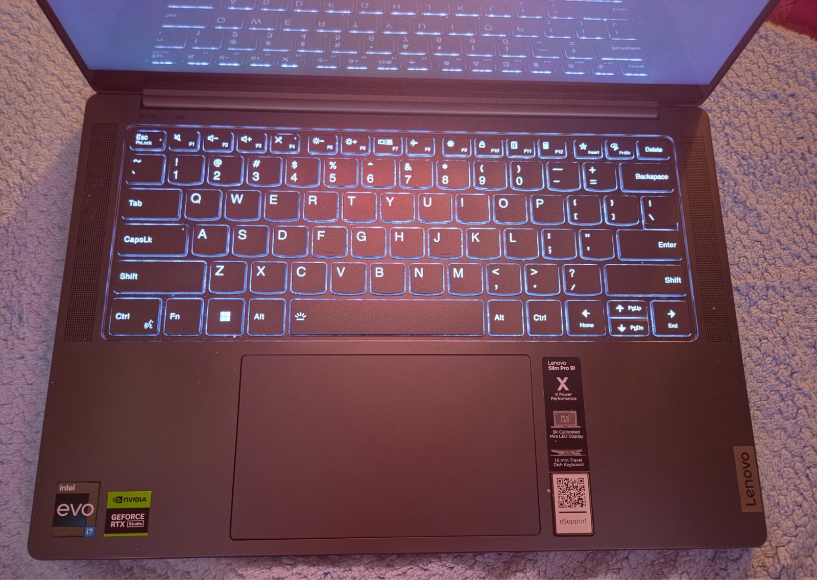 Lenovo Slim Pro 9 14IRP8 3K TOUCH 2.4 GHz i7-13705H 32GB 1TB SSD RTX 4050