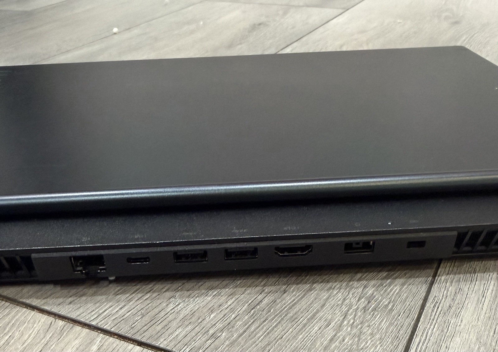 Lenovo Legion 5 15IMH05 Gaming Laptop i7-10750H GTX 1650 Ti 16GB RAM 512GB SSD