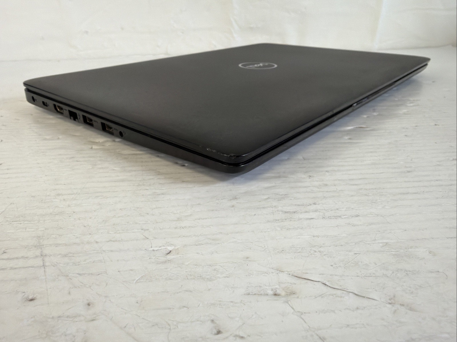 Dell Latitude 3500 15.6″ Laptop Intel Core i5-8265U 8GB 500GB SSD Windows 11 Pro