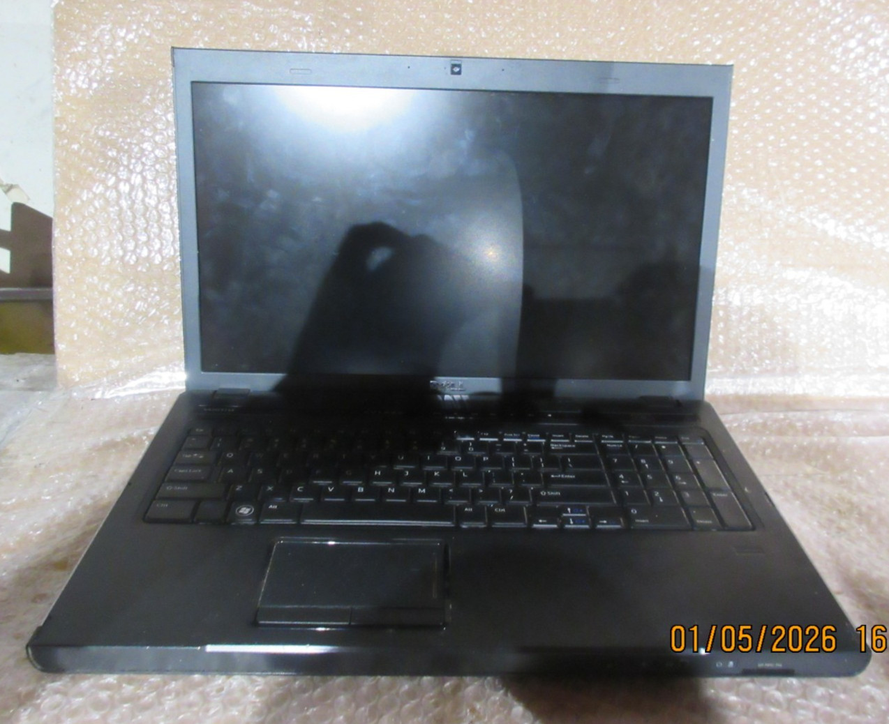 Dell Vostro 3700 – 17.3″ Intel i5-M520 @ 2.40GHz 4GB RAM NO BATTERY/OS/HDD.
