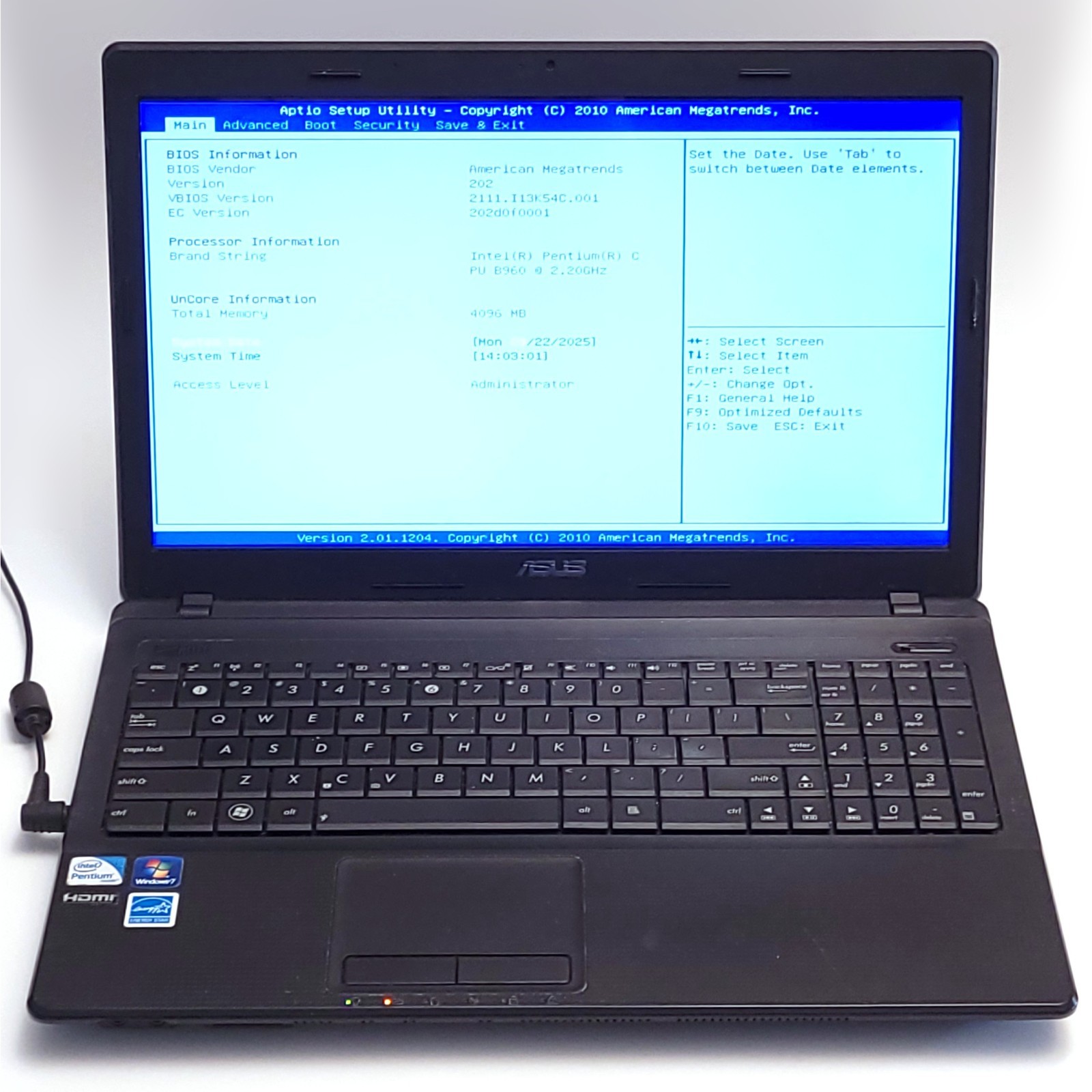 Asus X54C-BBK7 w/Charger — Pentium B960, 4GB RAM, VGA/HDMI-out, USB 3, Ethernet