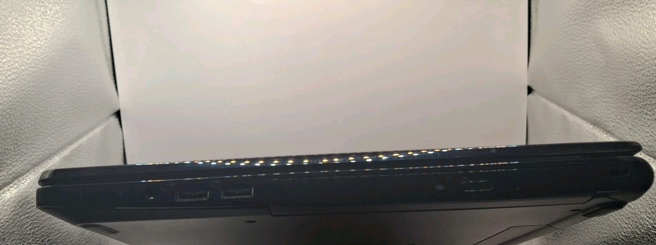 Dell Inspiron 15-5100 15.6″ Laptop Core i3 2.10GHz/6GB RAM/500GB HD/DVD/Win10Pro