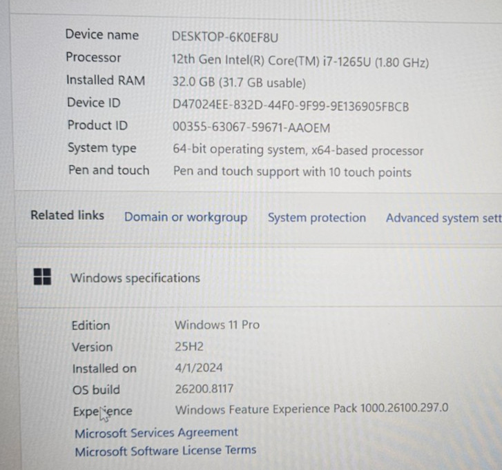 Dell Latitude 5330 – 13.3″ FHD Touch Laptop – i7-1265U , 32GB – 512GB – W11 Pro
