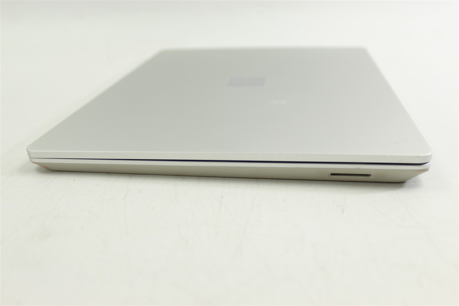 Microsoft Surface Laptop Go 2 2013 12.4″ i5-1135G7 256GB SSD 16GB RAM W11H