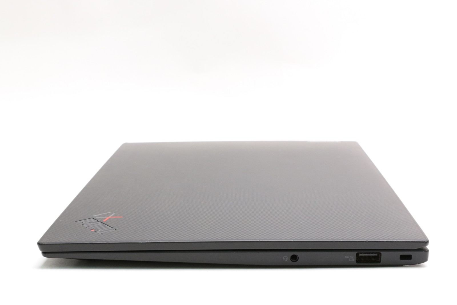14″ UHD+ Lenovo Thinkpad X1 Carbon Gen 10, i7-1270P, 32GB, 512GB SSD