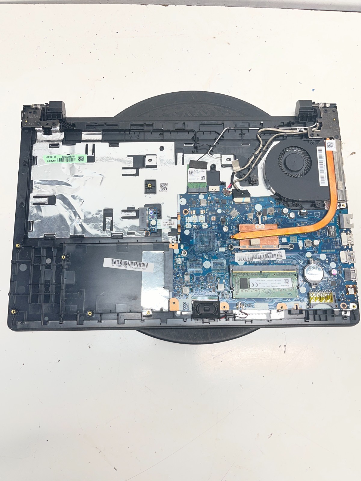 Lenovo Ideapad 110-15ISK Intel Core i3-6100 2.30GHz 12GB NO HDD