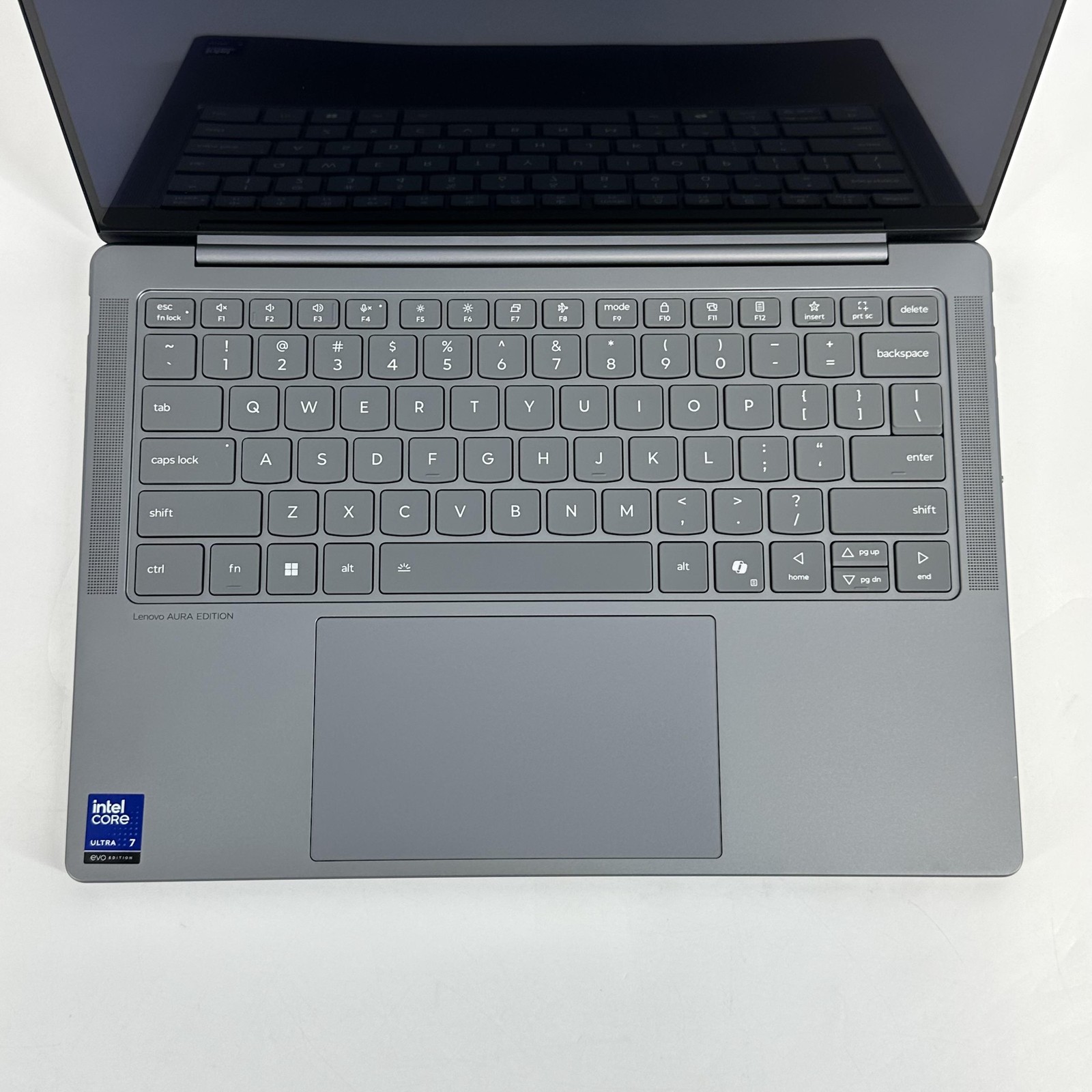 Lenovo Slim 7i 14 Gray FHD+ TOUCH 2.2 GHz Ultra 7 258V 32GB 1TB SSD Excellent