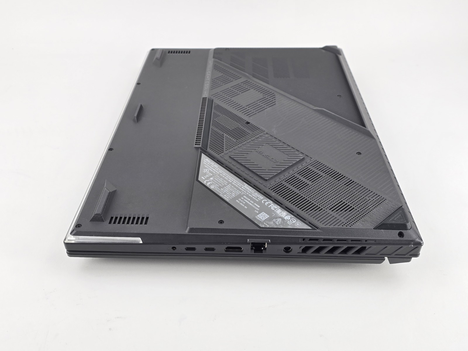 ASUS ROG Strix G18 QHD+ 240Hz (Core i9-14900HX, 32GB, 2TB SSD, RTX 4080) – Used