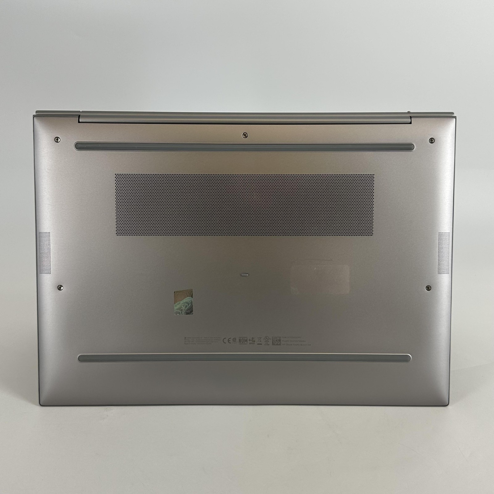 HP ZBook Firefly 16 G9 Gray FHD+ 2.2 GHz i7-1270P 16GB RAM 512GB SSD Good