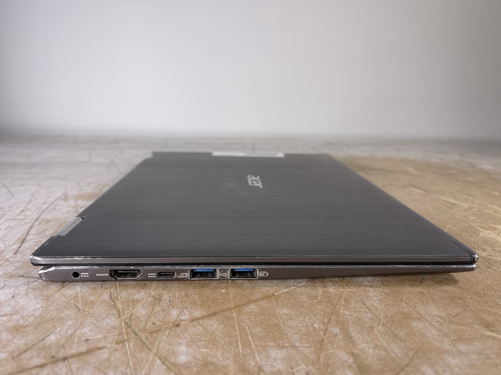 ACER SPIN 5 SP513-52N i5-8250U @ 1.60GHz, 8GB RAM, NO HDD/OS