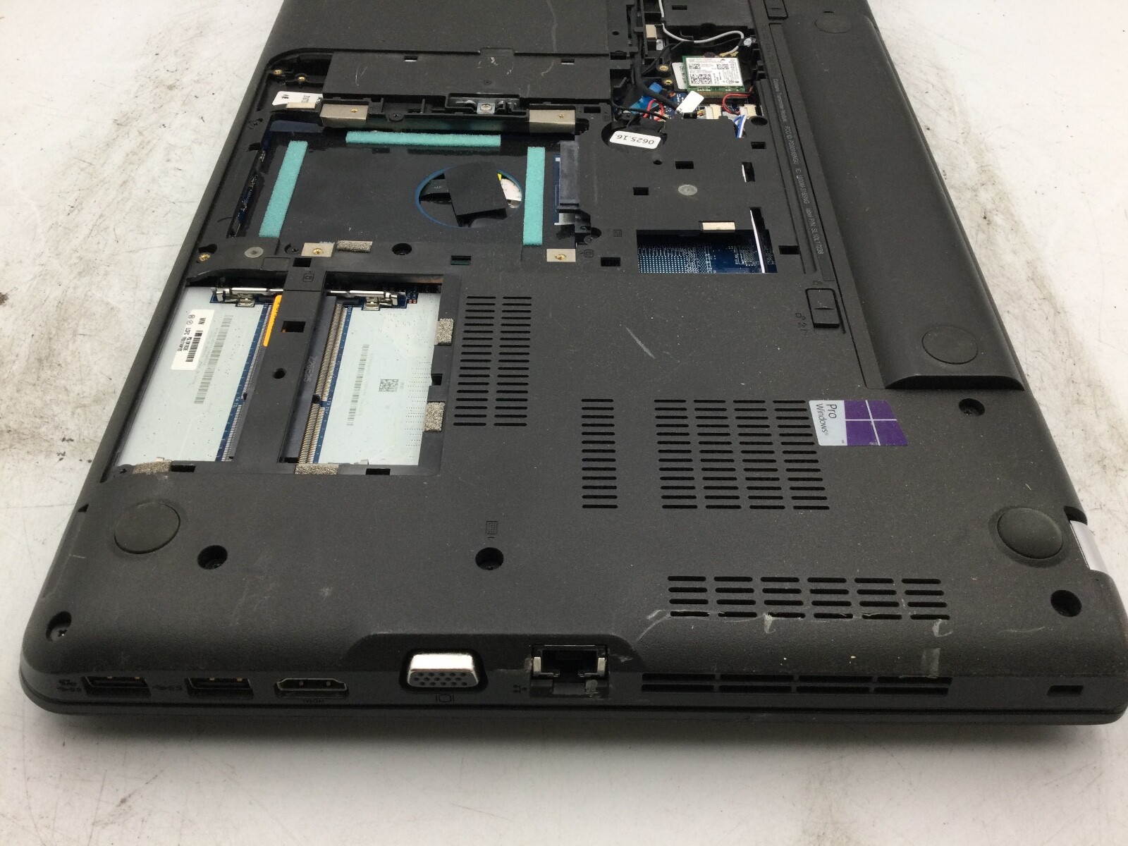 LENOVO THINKPAD E560 – FOR PARTS – INTEL CORE I5 – NO RAM – READ DESCRIPTION -BB