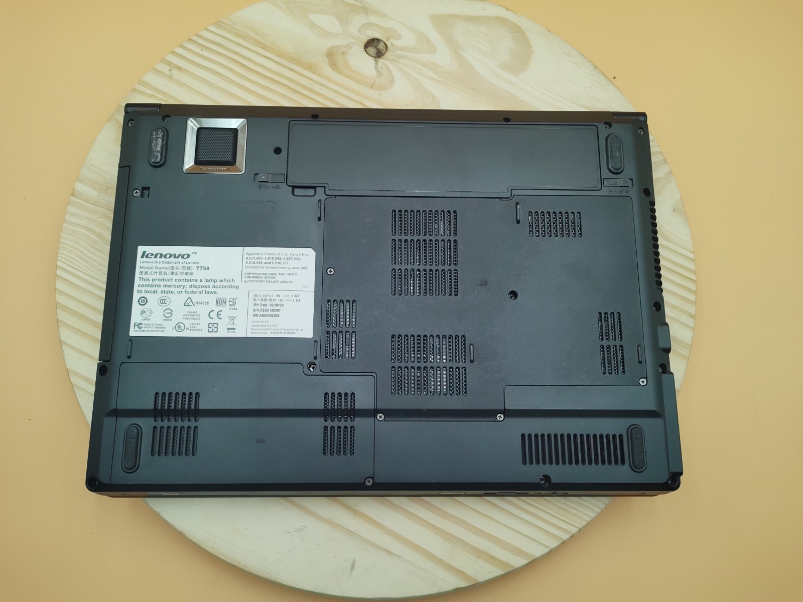 Lenovo IdeaPad Y510 15.4″ Laptop Pentium Dual Core 1.86ghz 4gb 160gb Windows 7