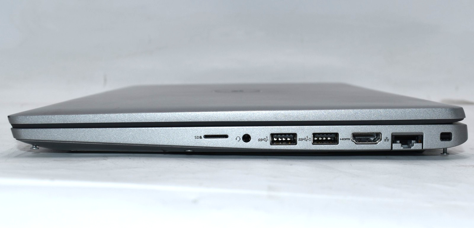 15.6 Dell Precision 3580 Laptop i7-1360P @ 5.00GHz no RAM SSD – No Power Bad MB