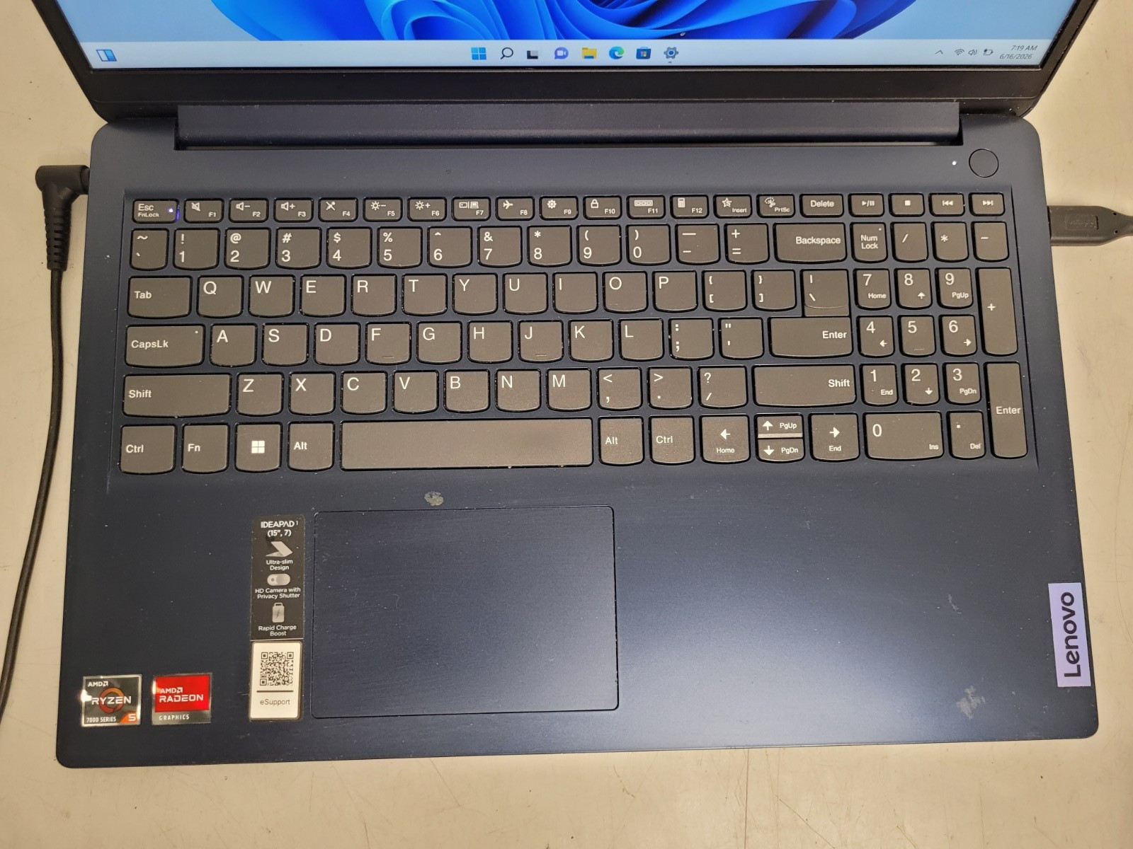 Lenovo ideapad 1 15AMN7 15.6″touch rayzen5 7520u 8gb ram 256gb ssd w11p MP2MKTE2