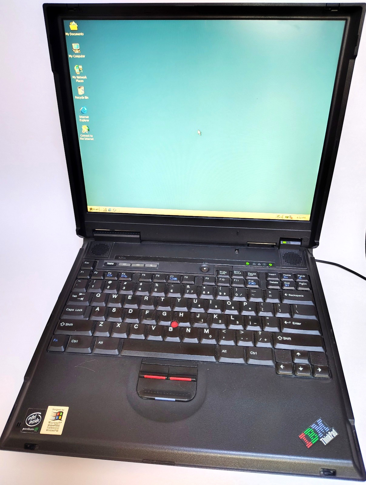 IBM ThinkPad A22m-Intel Pen. III@700MHz 320MB Ram Windows 2000 SP4 W PSU and Bag