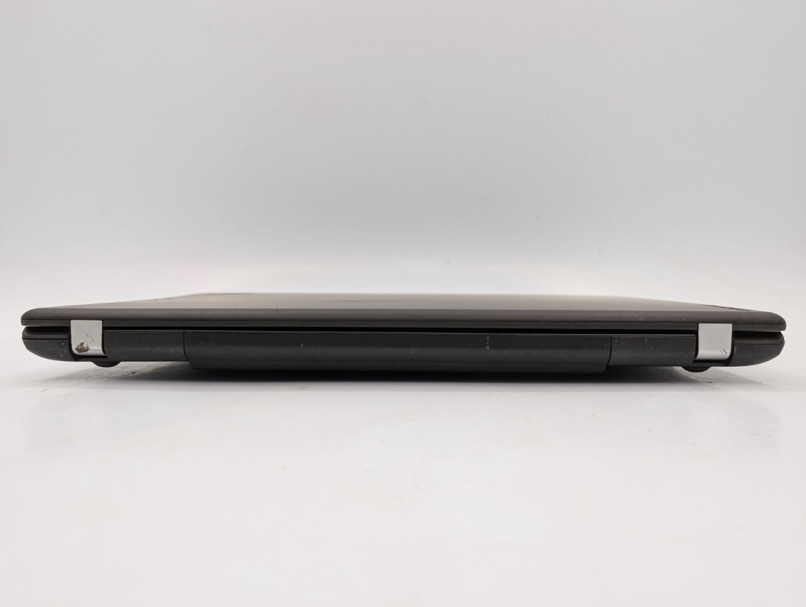 Lenovo ThinkPad E560 15.6″ Display Intel Core i5-6200U 2.30 GHz 4GB RAM Laptop