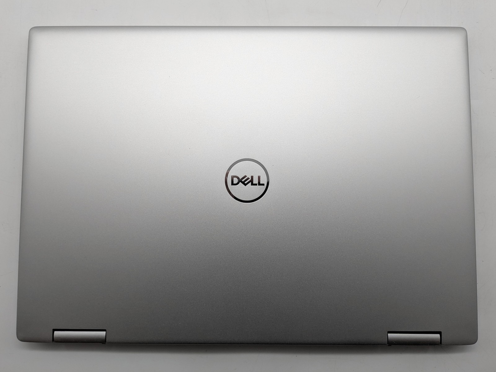 Dell Inspiron 16 7620 2-in-1 16″ FHD+ Touch I7-1260P 512GB SSD 16GB W11 Webcam