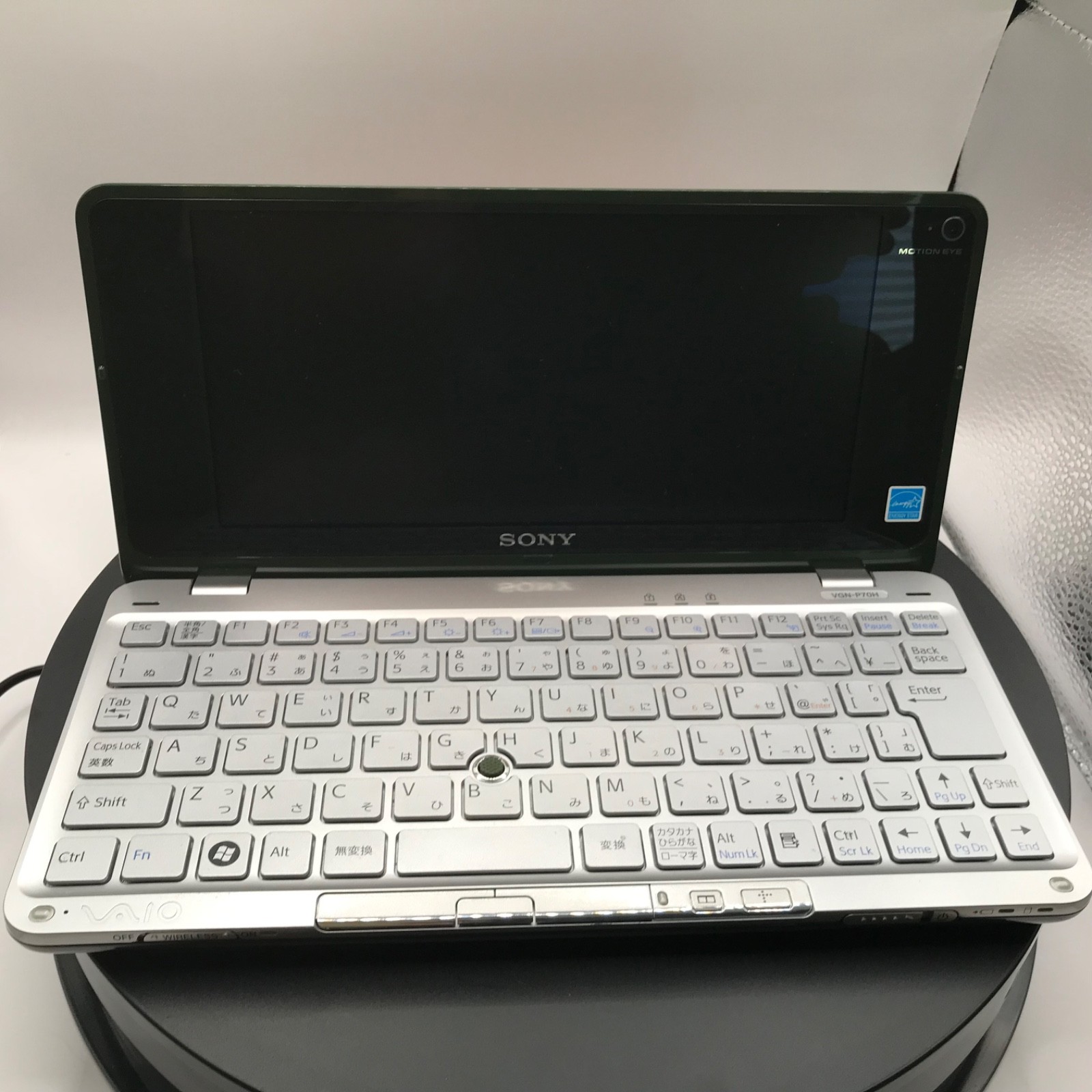 SONY VAIO type P White VGN-P70H RAM 2GB Intel Atom Z520 1.33GHz Vista Home Basic
