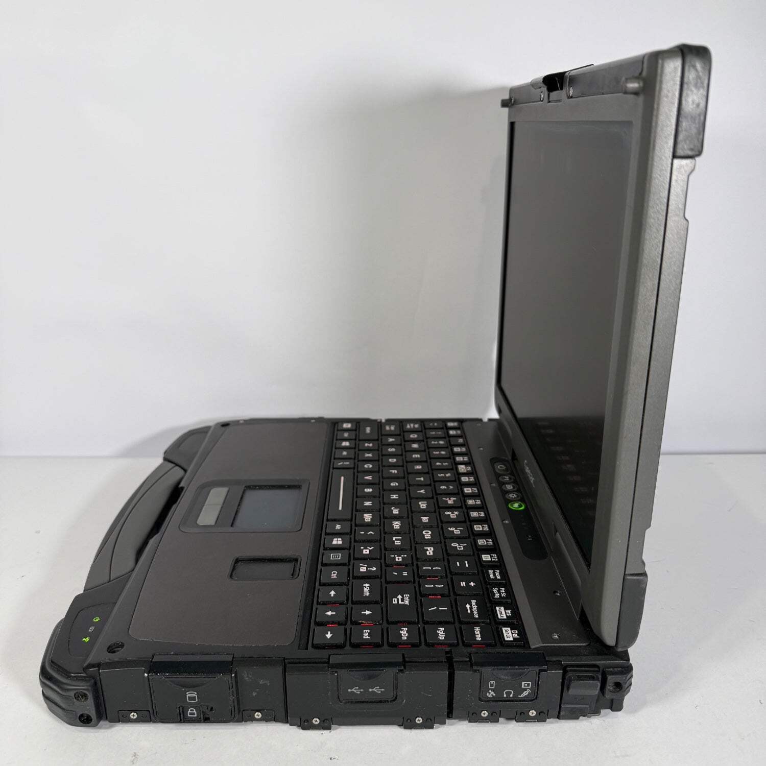 Getac B300 G6 Rugged Laptop i7-6500U 2.6GHz 8GB DDR4 NO SSD N0 CADDY