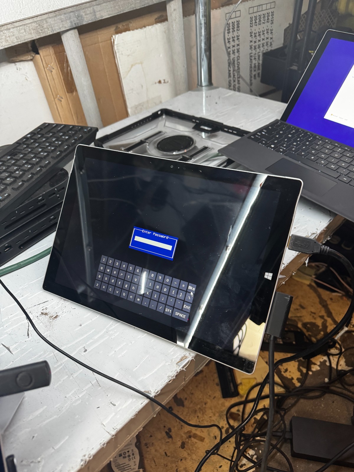 Microsoft Surface Pro 256GB Laptop *READ #6347